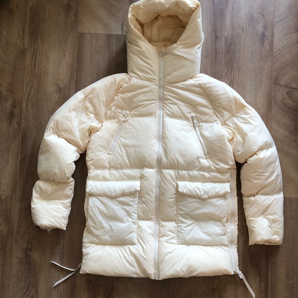 Group by Babaton Big Sky Puffy Coat - Picture 1 of 4